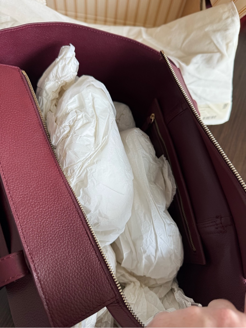 Sezane Gabin Bag - Burgundy Grained Leather - Picture 9 of 12
